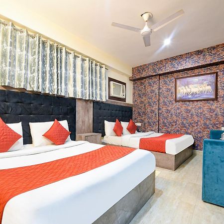 Hotel Square Plaza At Airport New Delhi Buitenkant foto