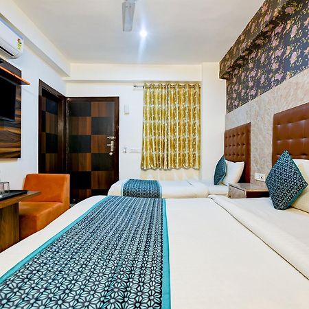 Hotel Square Plaza At Airport New Delhi Buitenkant foto