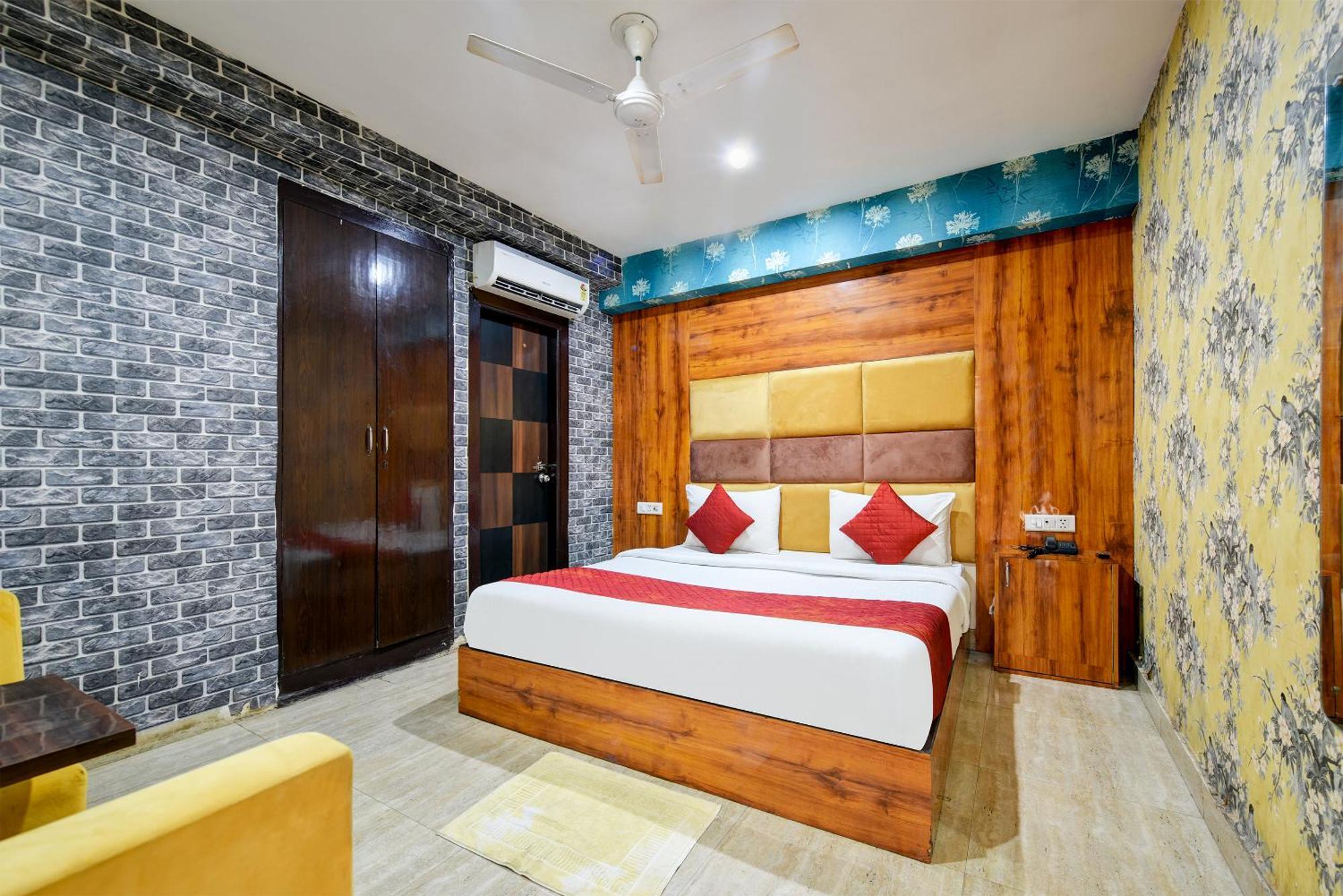 Hotel Square Plaza At Airport New Delhi Buitenkant foto