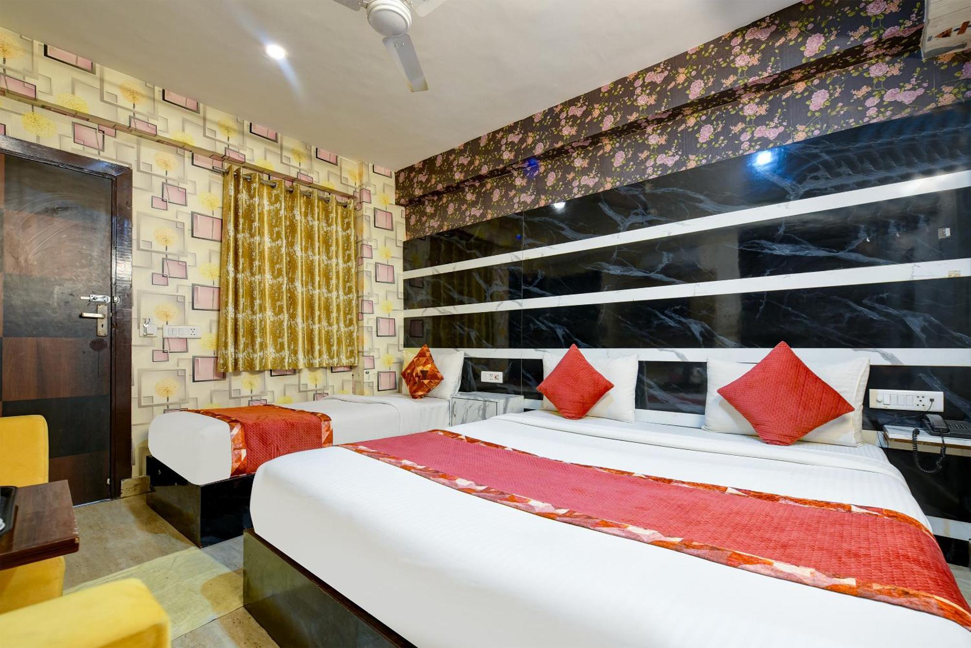 Hotel Square Plaza At Airport New Delhi Buitenkant foto
