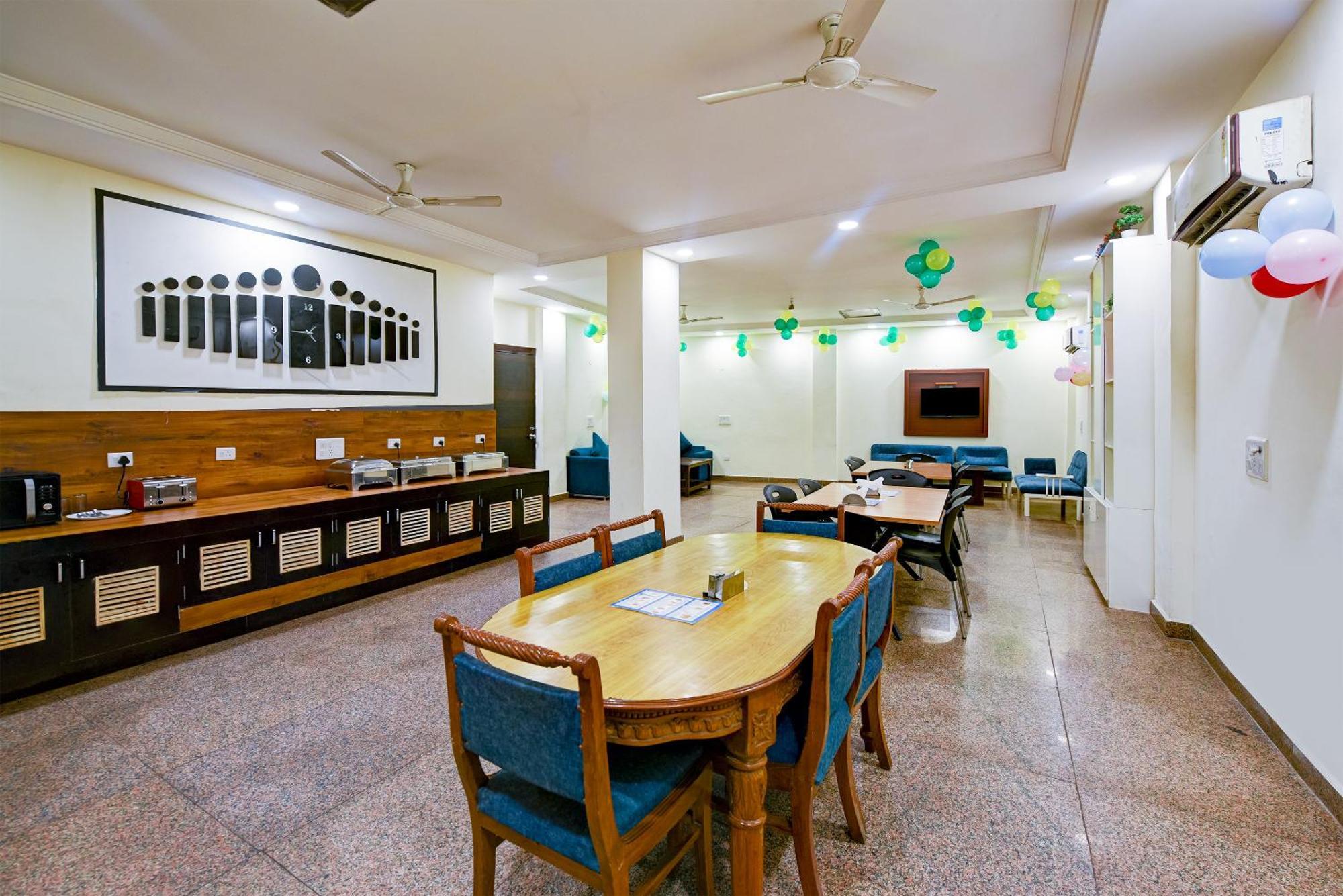 Hotel Square Plaza At Airport New Delhi Buitenkant foto