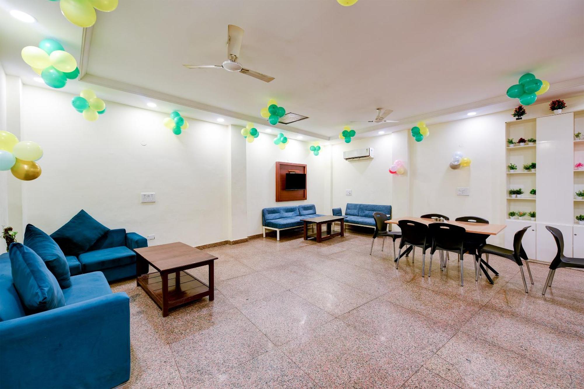 Hotel Square Plaza At Airport New Delhi Buitenkant foto