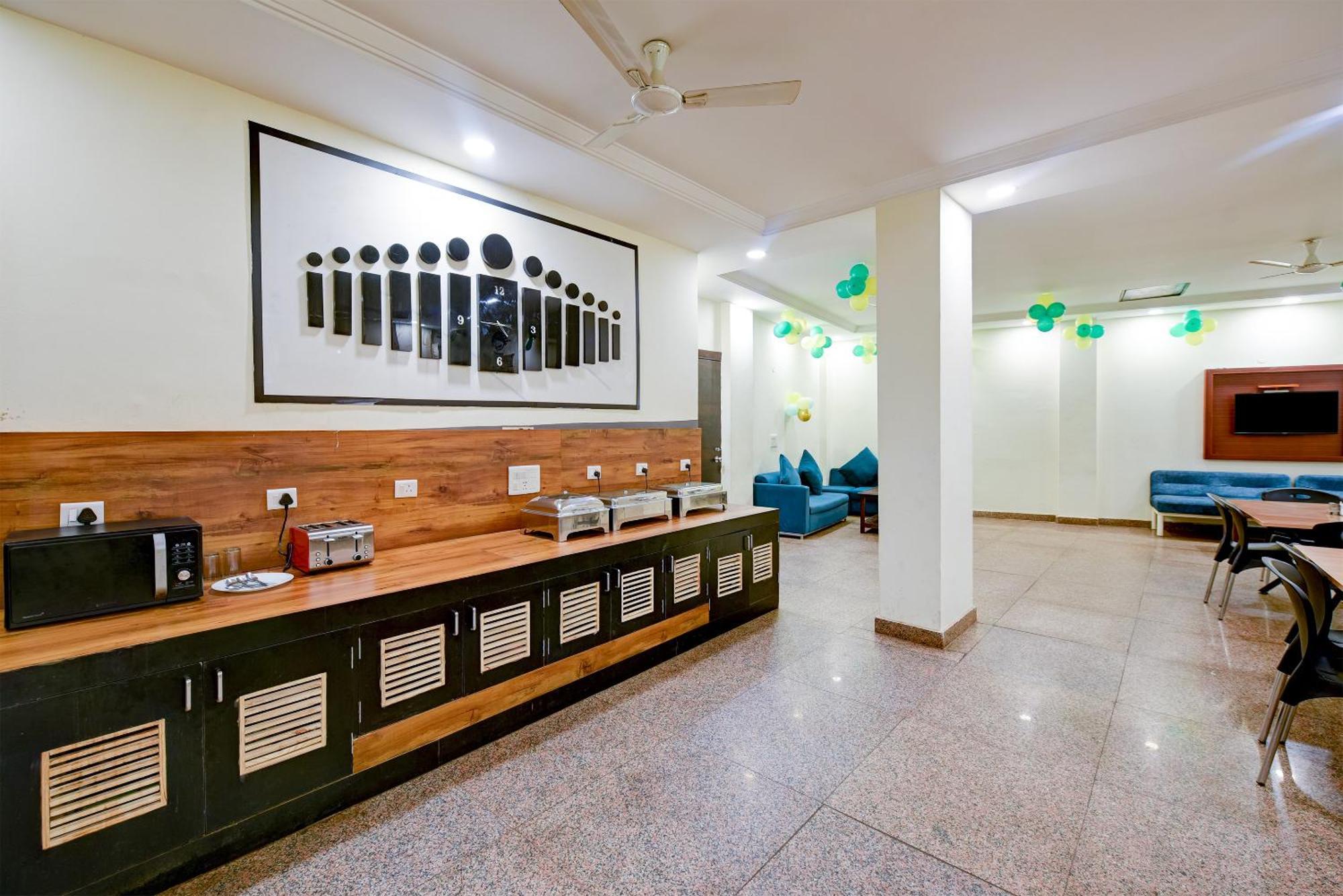Hotel Square Plaza At Airport New Delhi Buitenkant foto